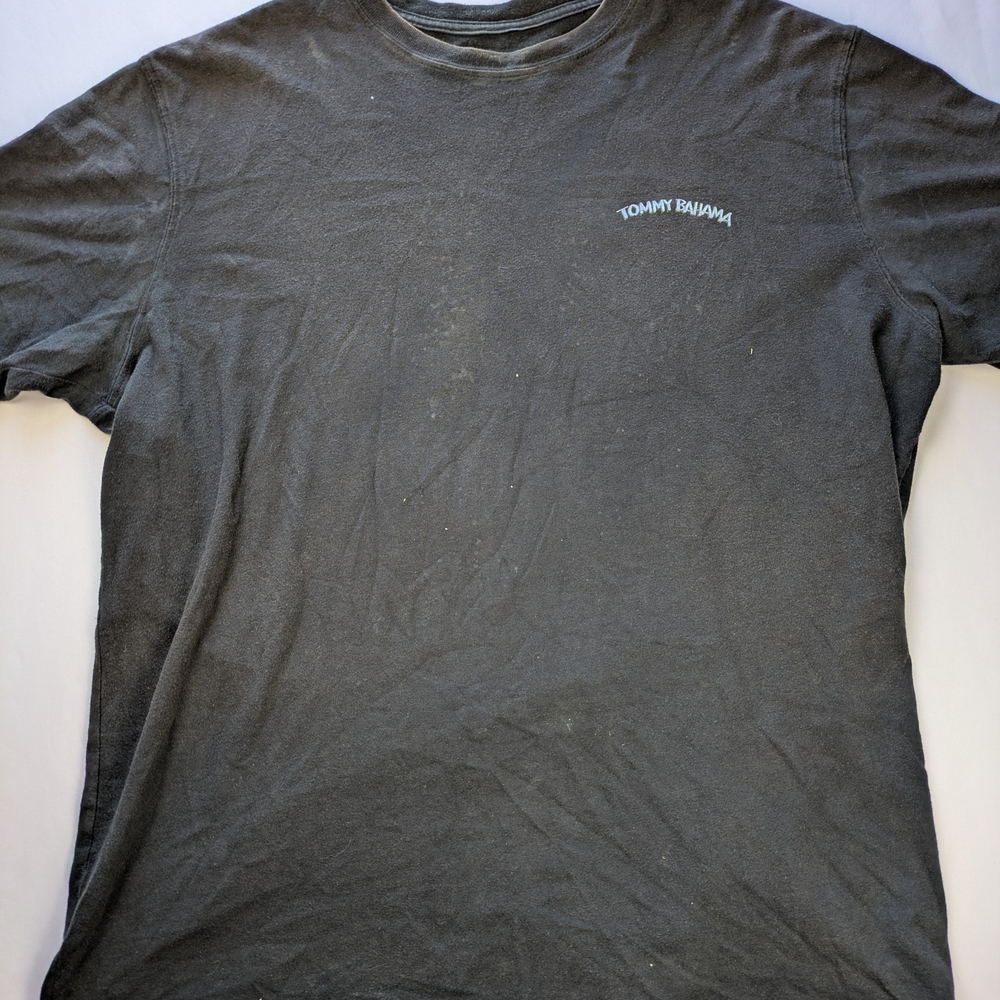 Size Large (24x30)- TOMMY BAHAMA - VINTAGE BLACK T-SHIRT - BAR BILL LOGO